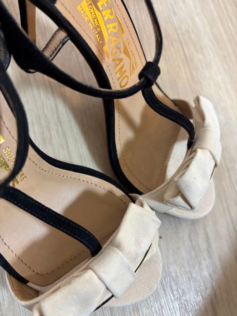 フェラガモ　レディースサンダル　ハイヒール　パンプス　未使用保管品