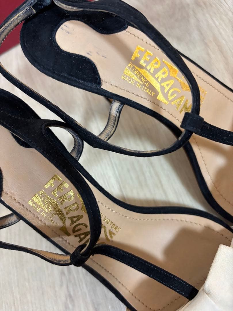 フェラガモ　レディースサンダル　ハイヒール　パンプス　未使用保管品