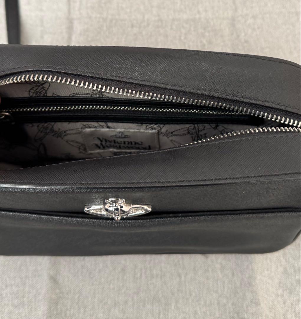 ヴィヴィアンウエストウッド ショルダーバッグ サフィアーノレザー