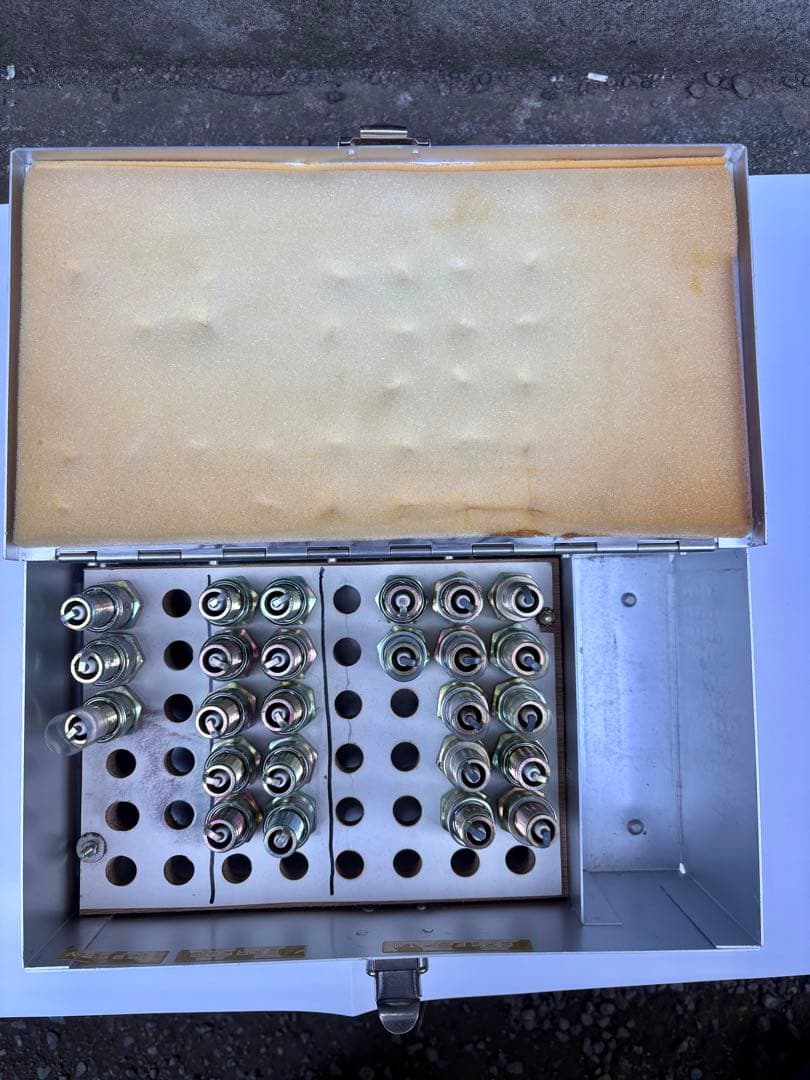 NGK製アルミプラグBOX、他