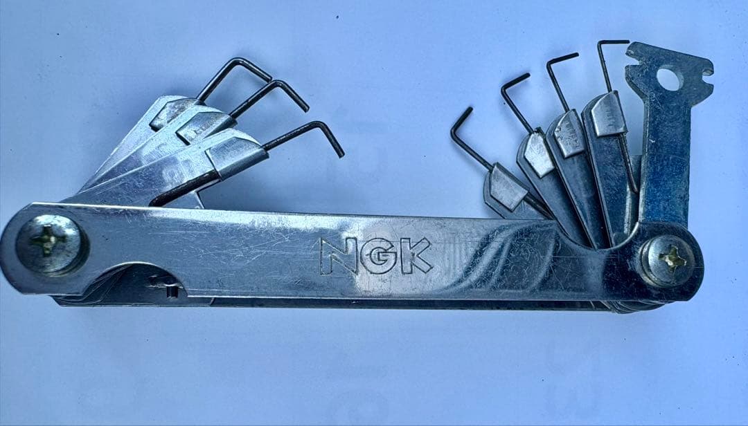 NGK製アルミプラグBOX、他