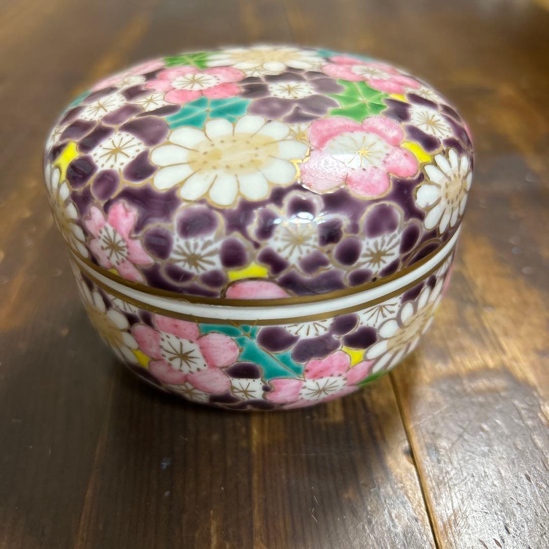 京都　京焼　清水焼　陶玉窯 三代暁雲【一風】　蓋付き小物入れ　手描き　色絵