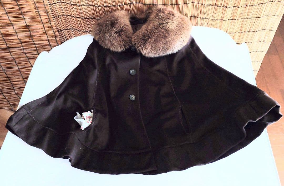 ブルーフォックス 襟付☆ カシミヤ 100%☆ マント ☆ コート ☆ カシミア