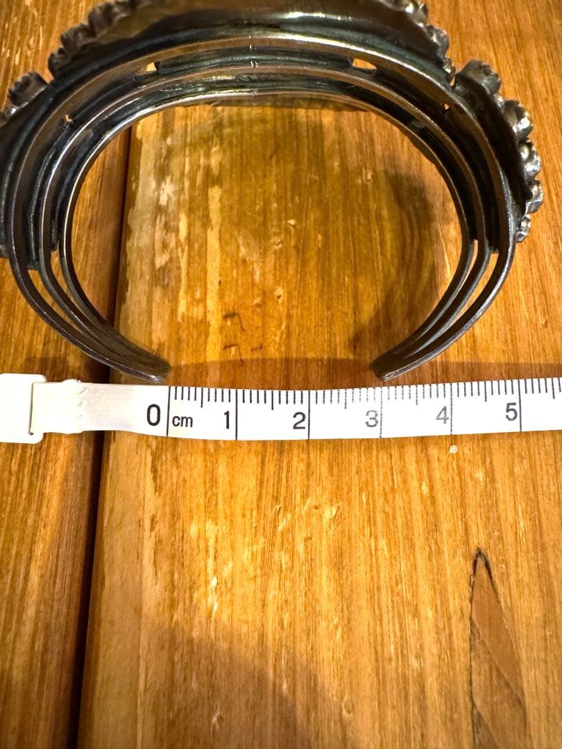 インディアンジュエリ⭐︎ズニ族　ニードルポイントバングル