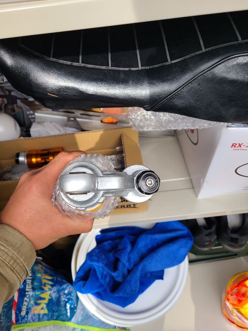 オーリンズタイプサスペンション　ゼファー　ZRX400 XJR400 CB400