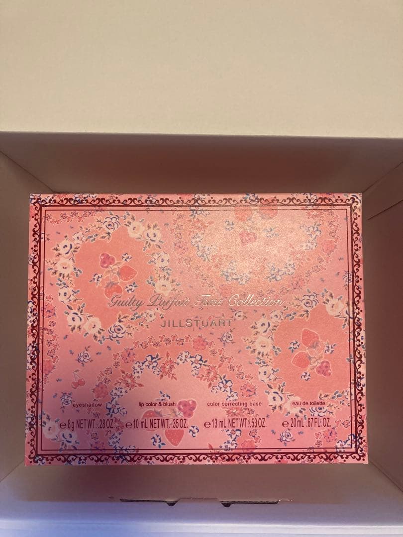 【新品未使用】ジルスチュアート　クリスマスコフレ2024ギルティパフェタイム