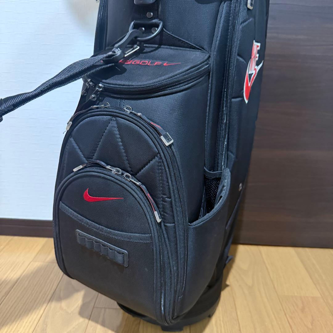 NIKE ゴルフバッグ・キャディバッグ 黒 赤