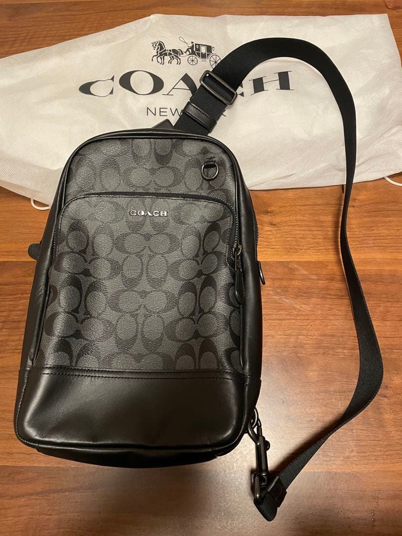 COACH ショルダーバック 未使用
