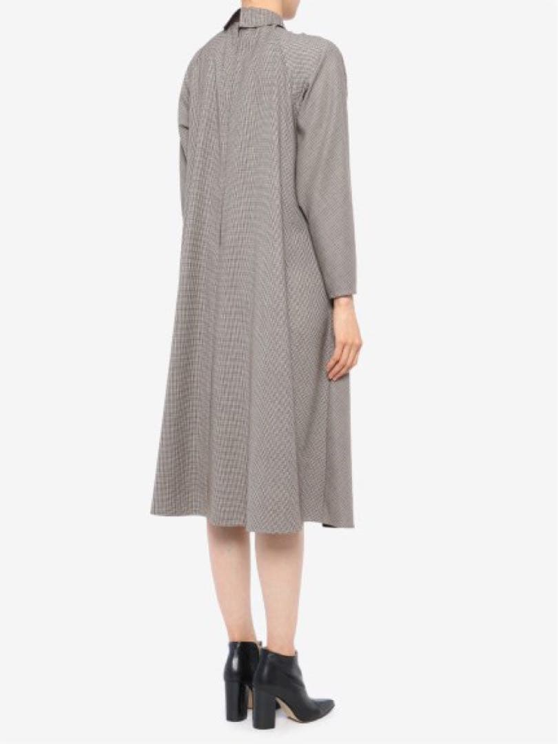 サポートサーフェス　ワンピース　ドレス　aw