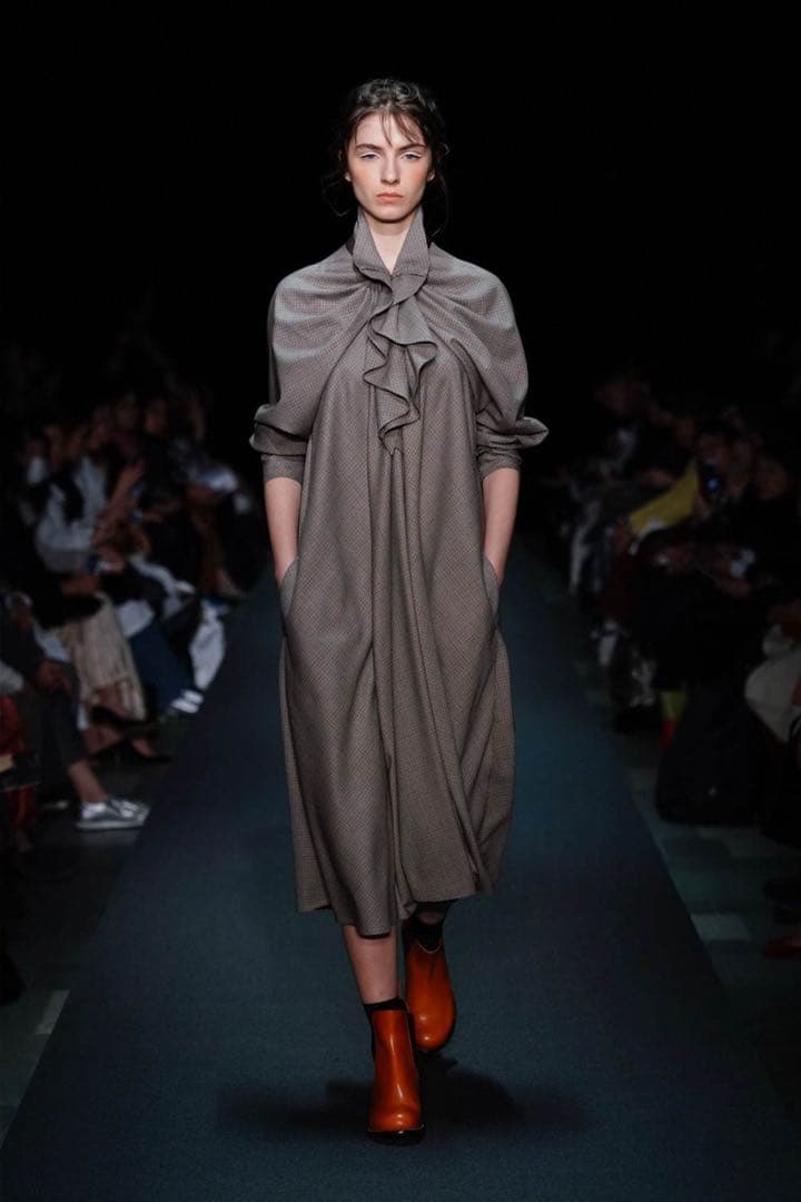 サポートサーフェス　ワンピース　ドレス　aw