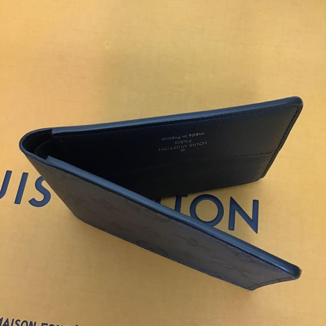 ❣️未使用に近い❣️ LOUIS VUITTON 二つ折り財布　M80906