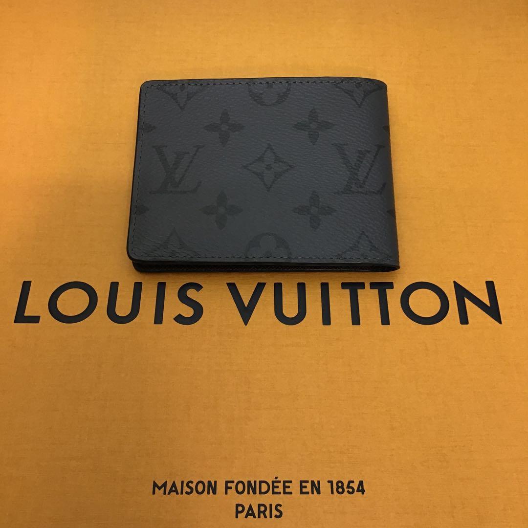 ❣️未使用に近い❣️ LOUIS VUITTON 二つ折り財布　M80906