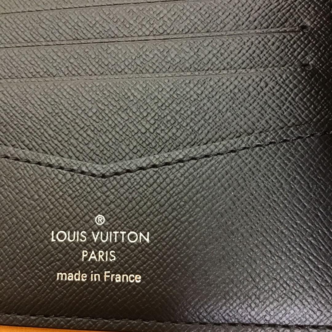 ❣️未使用に近い❣️ LOUIS VUITTON 二つ折り財布　M80906