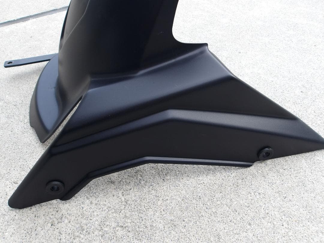 GSX-8S、GSX-8R専用　Puig　プーチ　リヤフェンダー