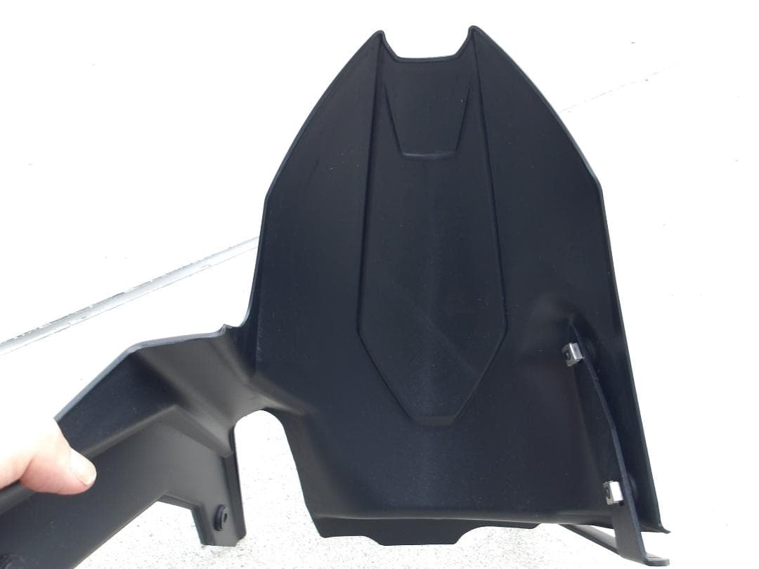 GSX-8S、GSX-8R専用　Puig　プーチ　リヤフェンダー