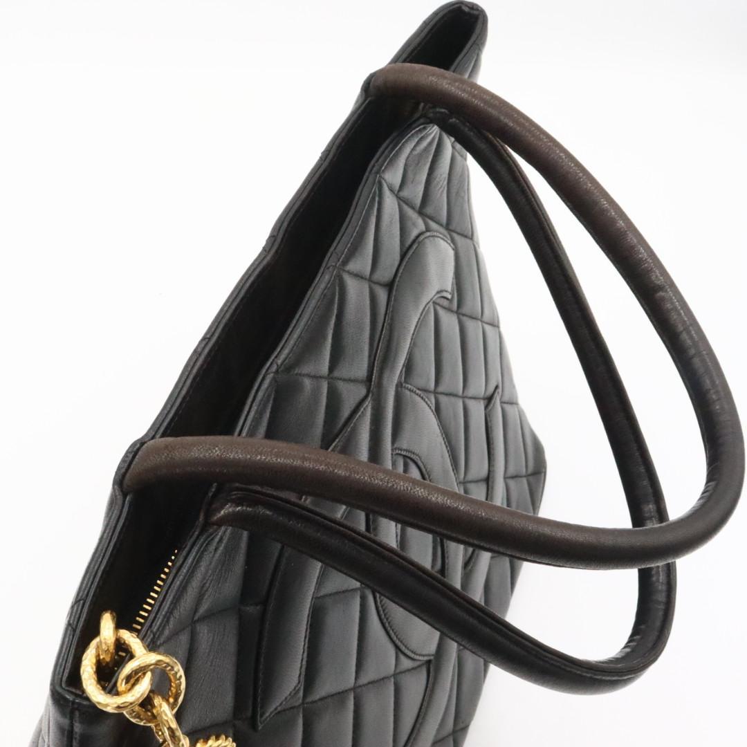 シャネル　ラムスキン　マトラッセ　復刻トートバッグ　ココマーク　ブラック