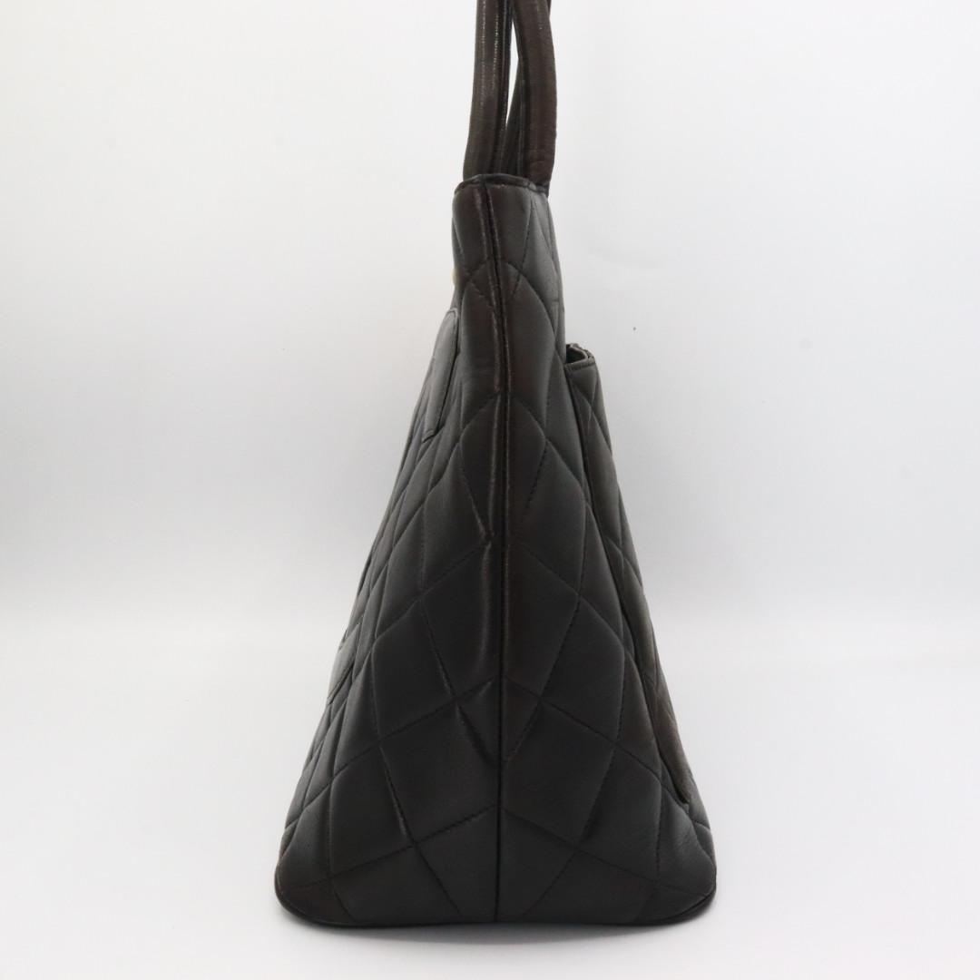 シャネル　ラムスキン　マトラッセ　復刻トートバッグ　ココマーク　ブラック