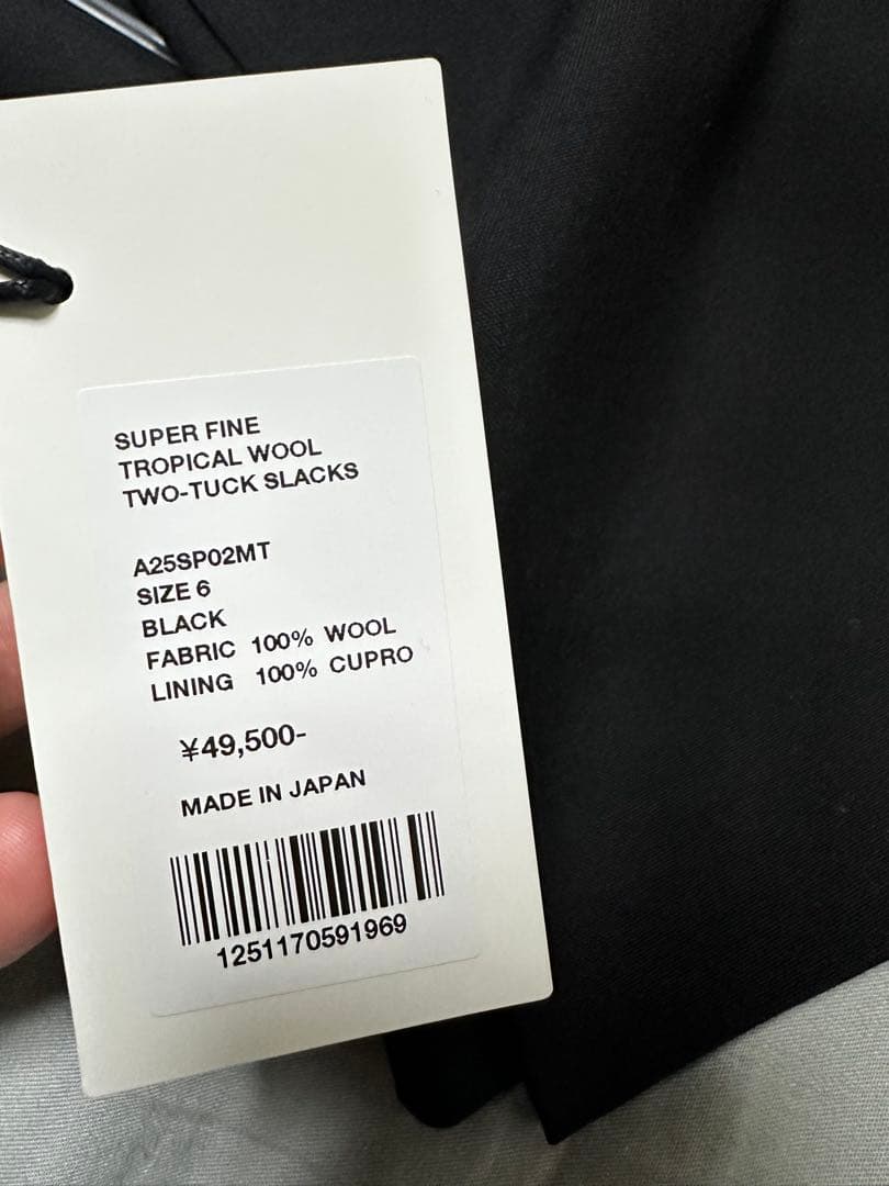 オーラリー　25SS TWO-TUCK SLACKS