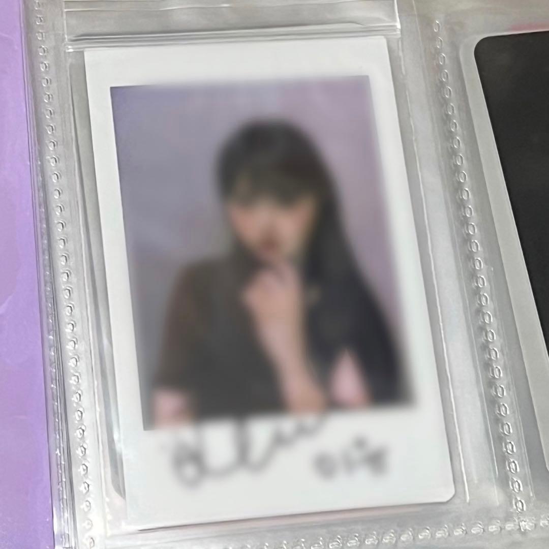 Everglow eu イユ　サイン入りチェキ　ポラロイド