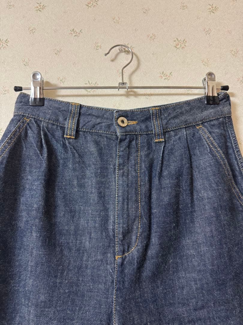 LOEWE ショートパンツ