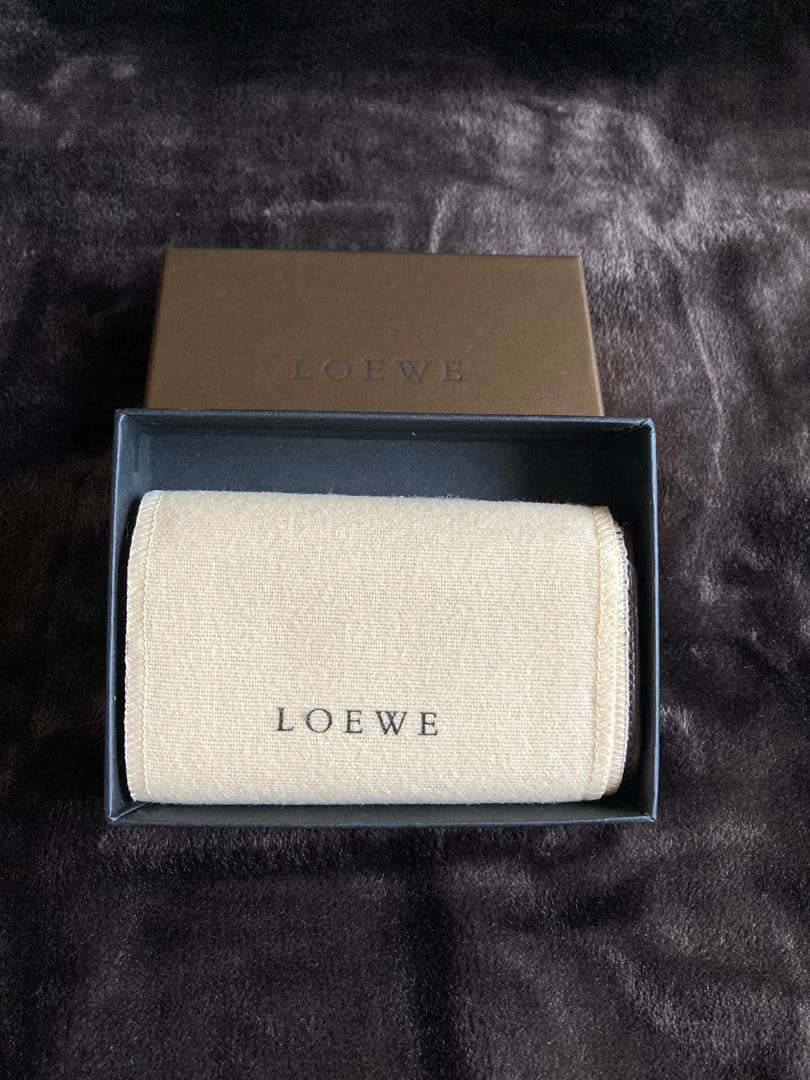 【新品未使用　美品】LOEWE　ロエベ　キーケース　 6連　箱付き