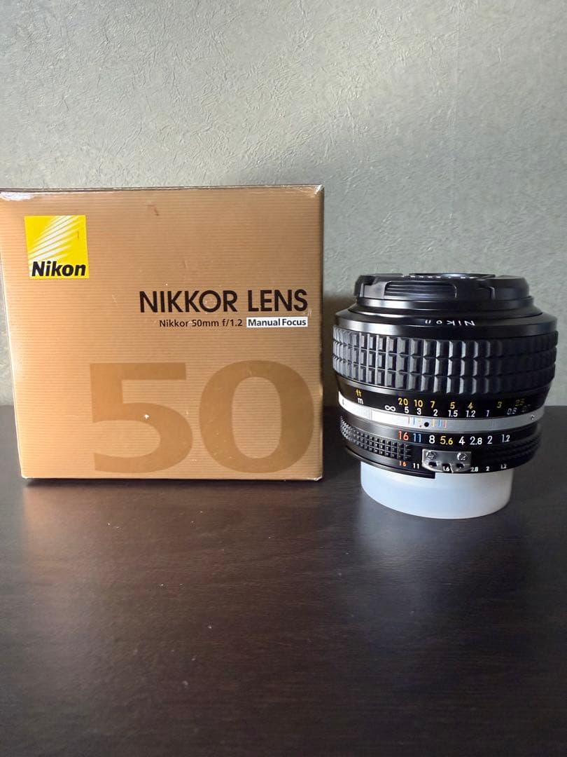 Nikon 50mm f/1.2 単焦点レンズ