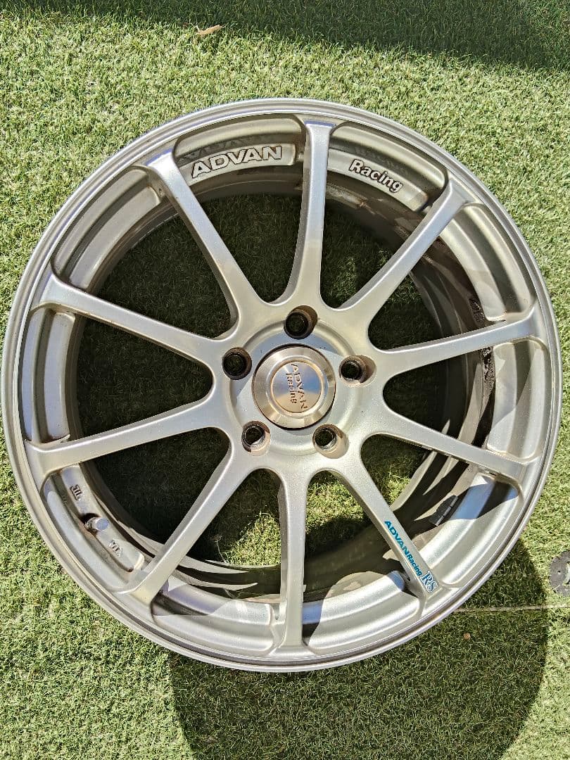 ADVAN Racing RS 17インチ7.5J 5H PCD114.3 4本