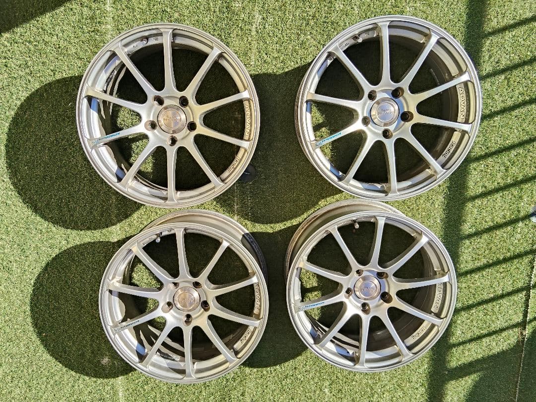 ADVAN Racing RS 17インチ7.5J 5H PCD114.3 4本