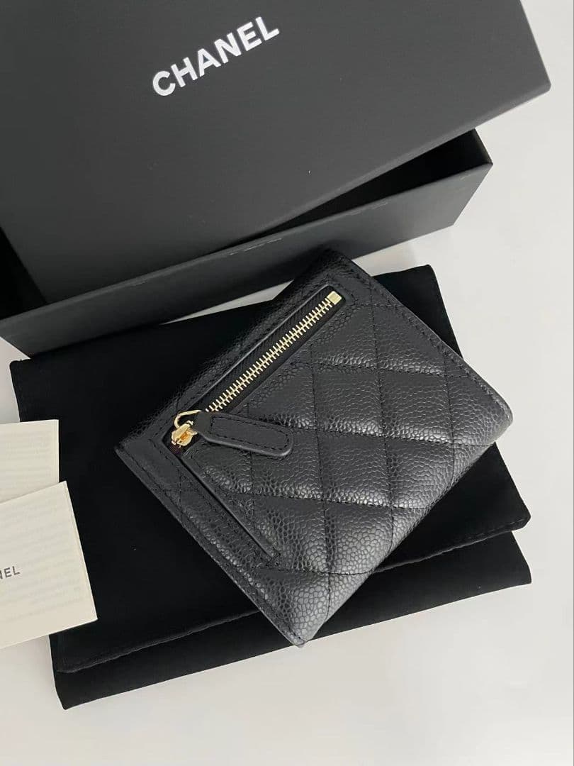 シャネル 三つ折り 財布 美品