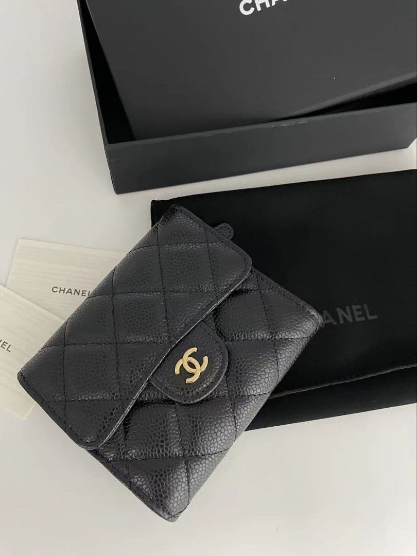 シャネル 三つ折り 財布 美品