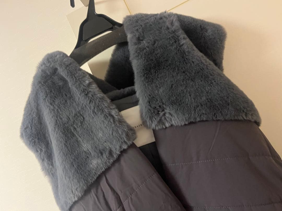 新品　ヤマダヤ　ファーベスト　ファージレ　ダウンベスト　BEATRICE