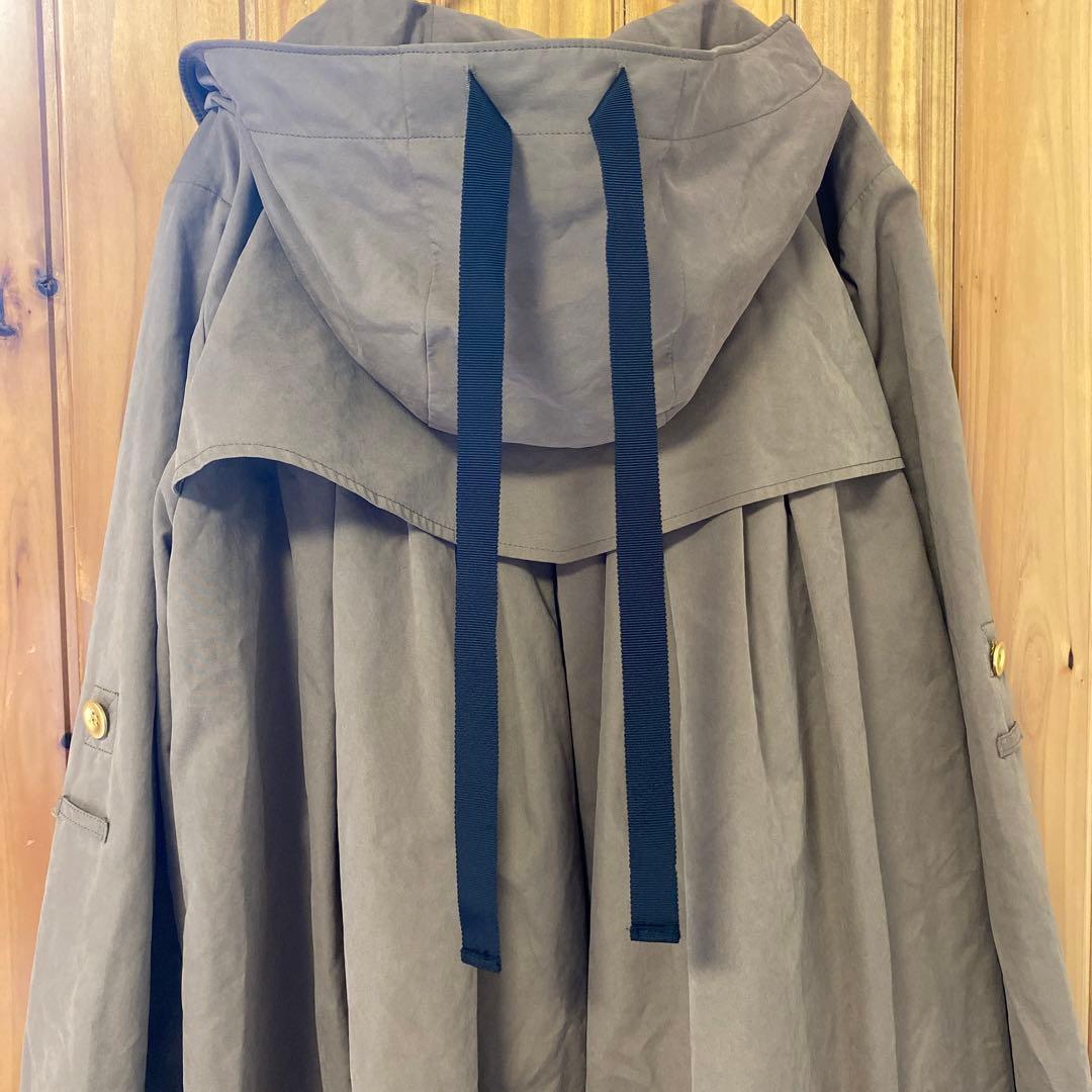 【フリルリボン　ドッキングJKT バックフリル　trois トロア