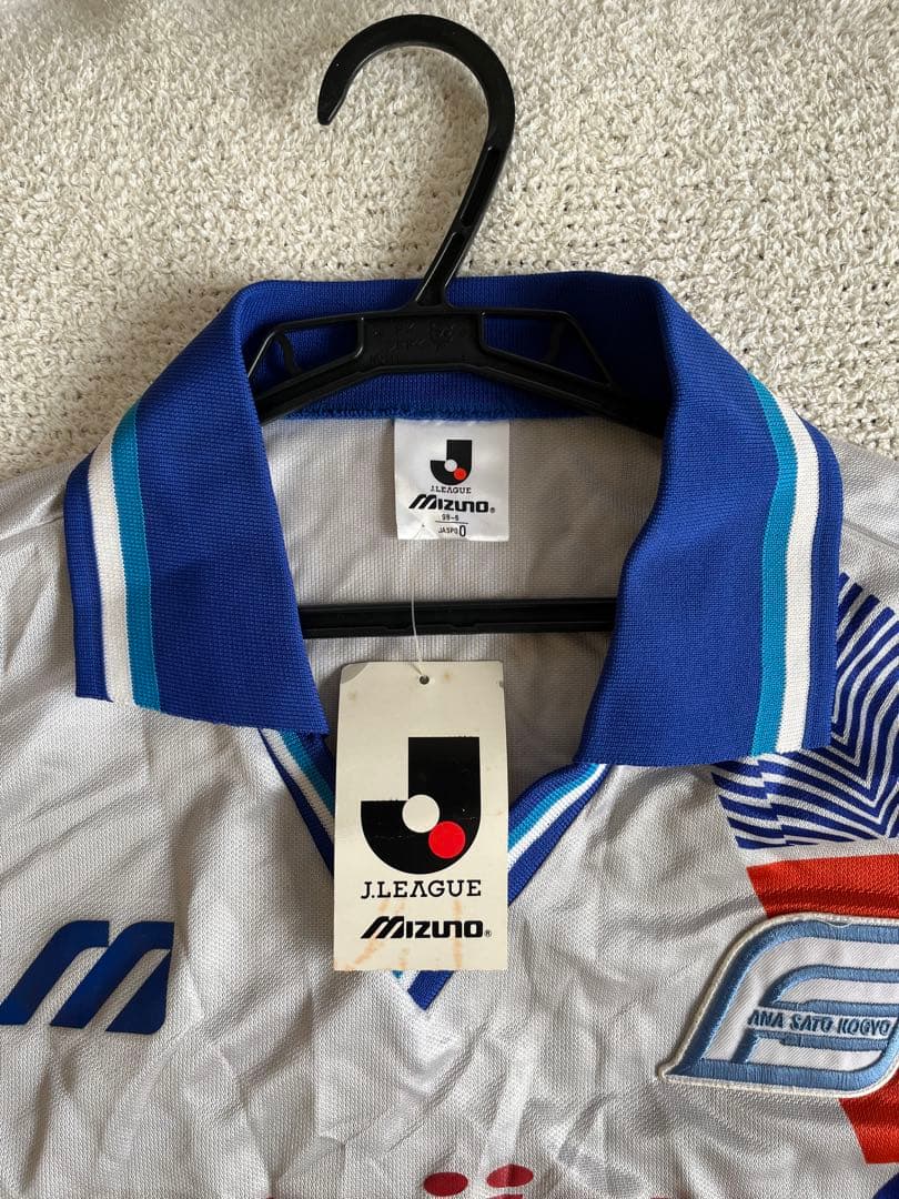 横浜フリューゲルス　ミズノ　J.リーグユニフォーム　、タオル、Tシャツセット