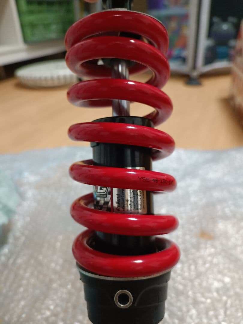 VT250FE YSS リアサス MB302RG(強化バネ版）3㌢ケツアゲ仕様