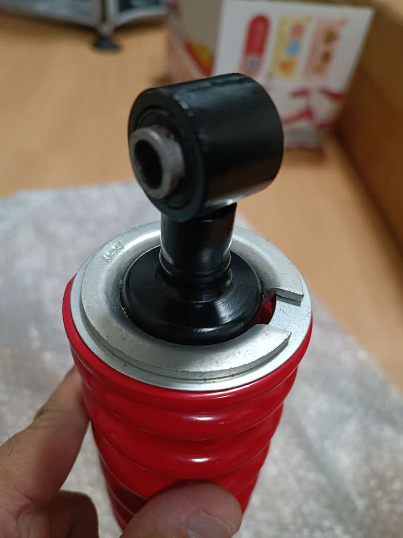 VT250FE YSS リアサス MB302RG(強化バネ版）3㌢ケツアゲ仕様