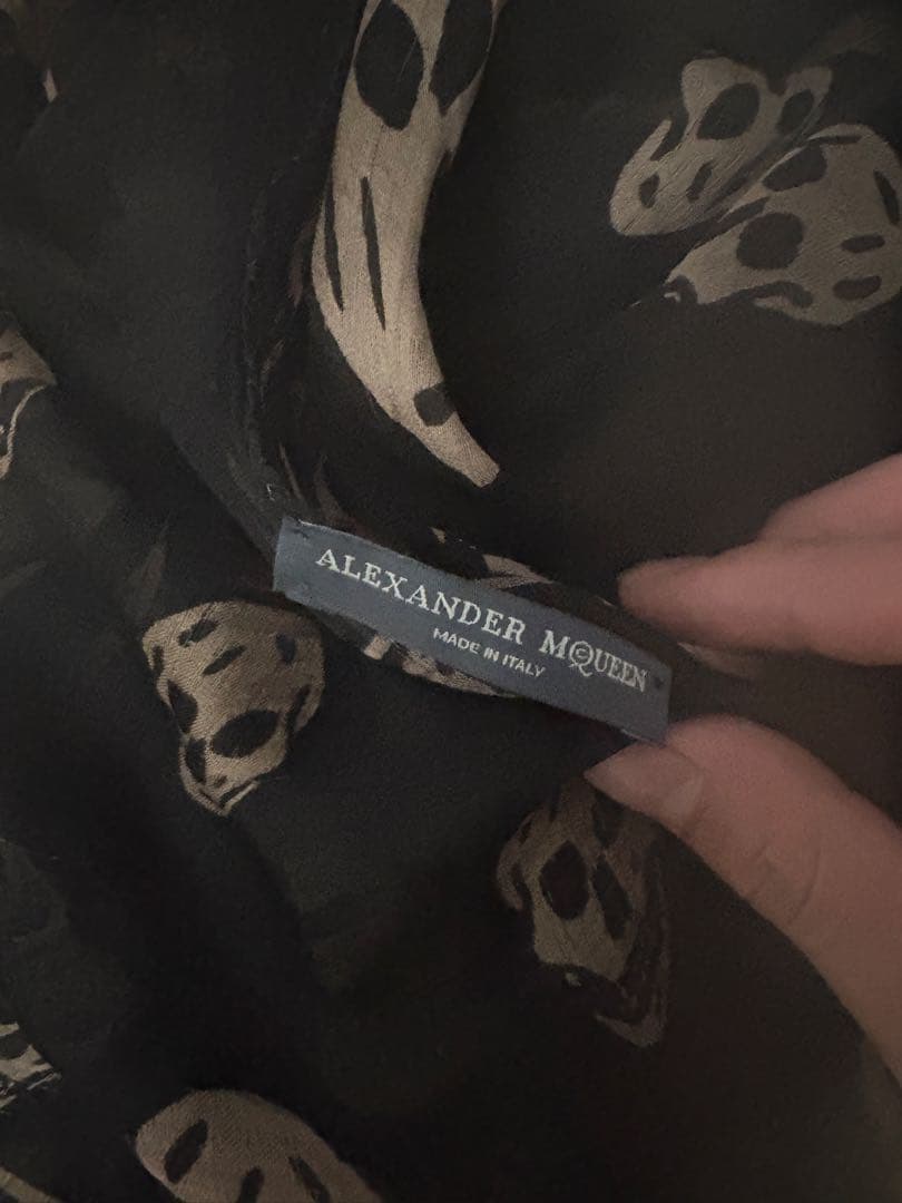 アレキサンダーマックイーンスカーフ