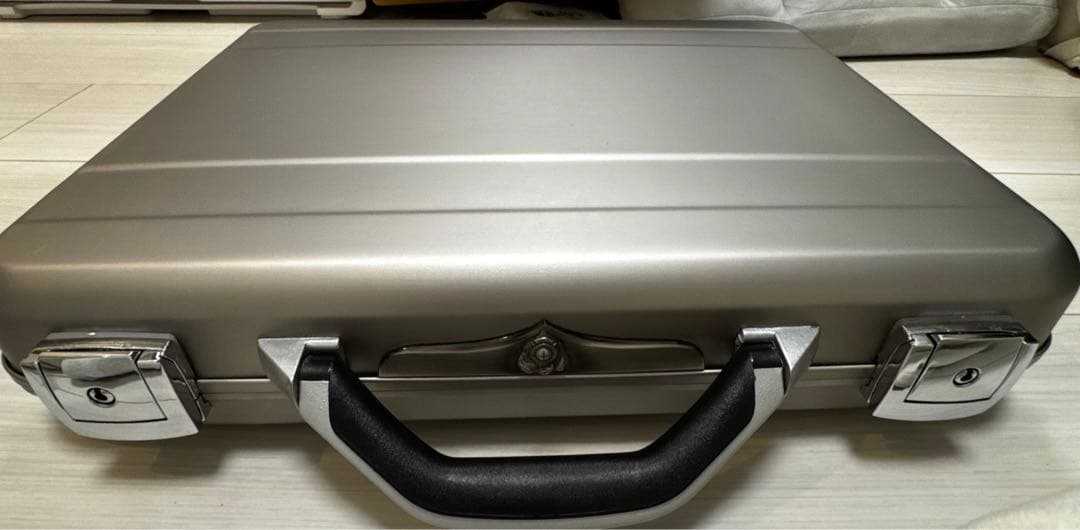 希少レア☆BIOHAZARD 5周年特別記念BOX アタッシュケース 美品