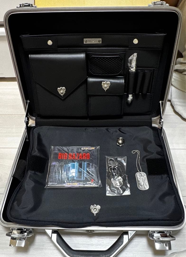 希少レア☆BIOHAZARD 5周年特別記念BOX アタッシュケース 美品