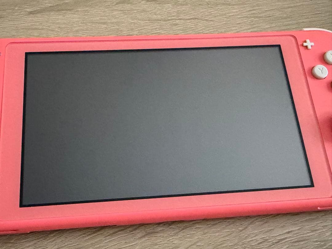 ニンテンドー Switchライト コーラル