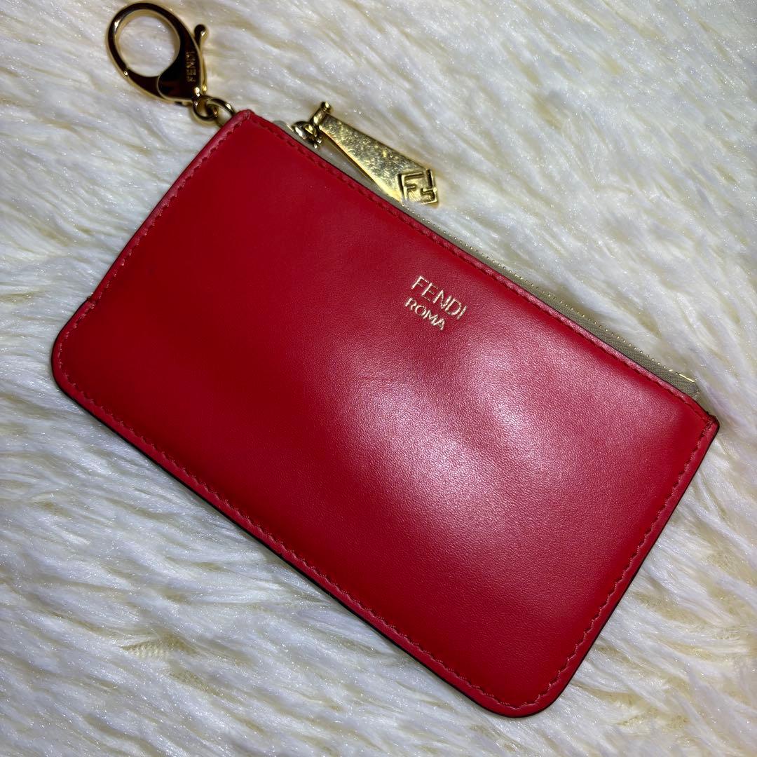 美品 FENDI FF ダイヤモンド フラグメントケース カード ホルダー