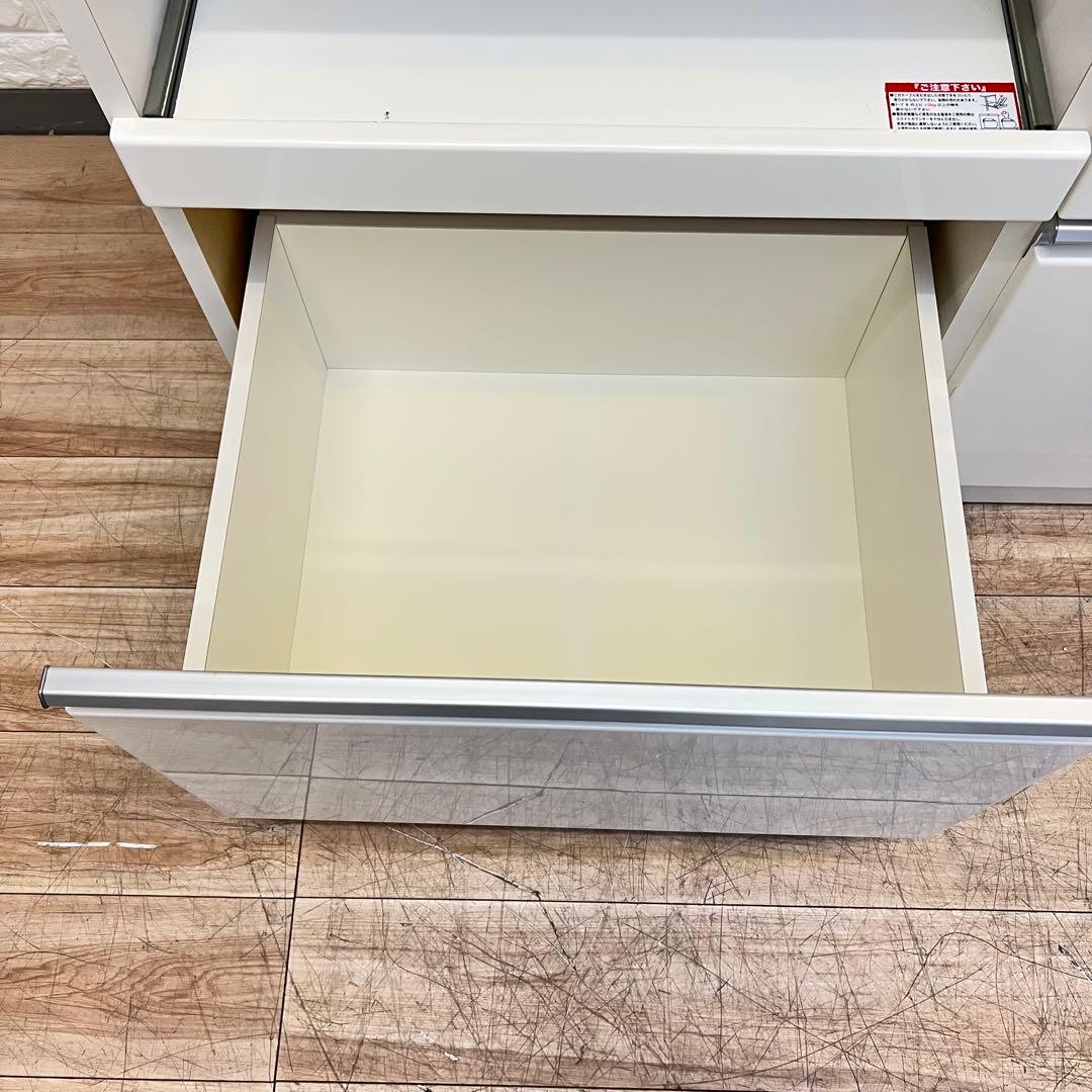 ニトリ　食器棚　カップボード