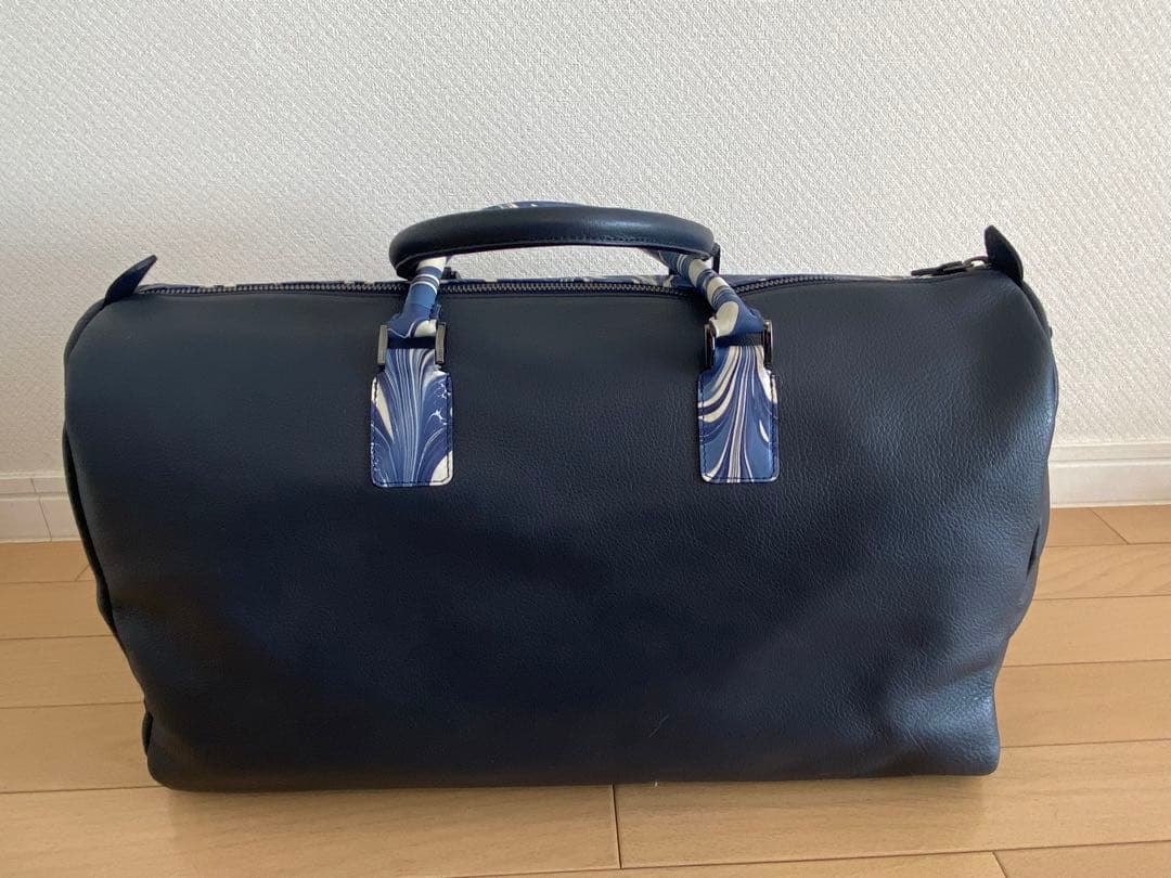 ボストンバッグ