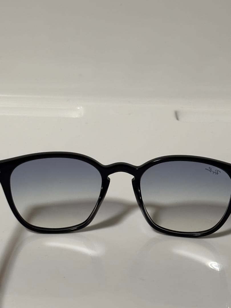 ★極美品★RB4258-F 601/19 ★啓之輔さん着用★RayBan★