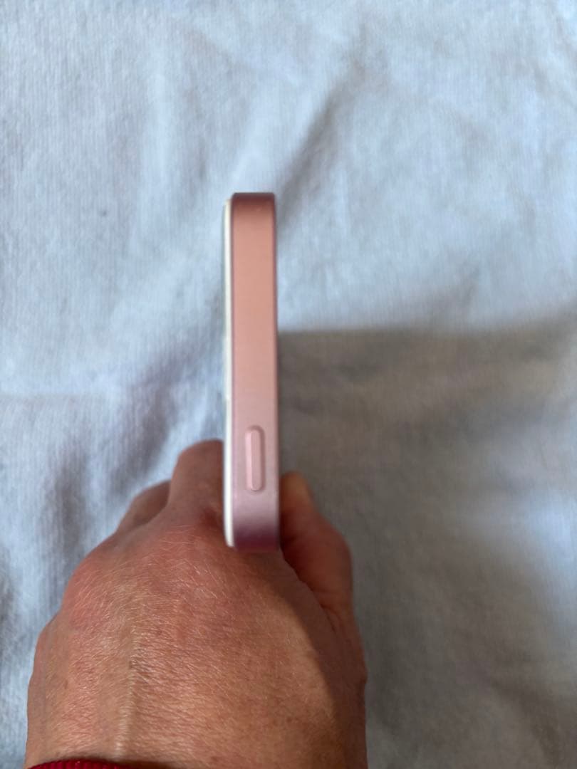 Apple iPhone SE ローズゴールド 本体美品