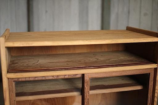 古い小ぶりな木枠のガラス戸棚×小引き出し5杯　食器棚　古家具　古民家