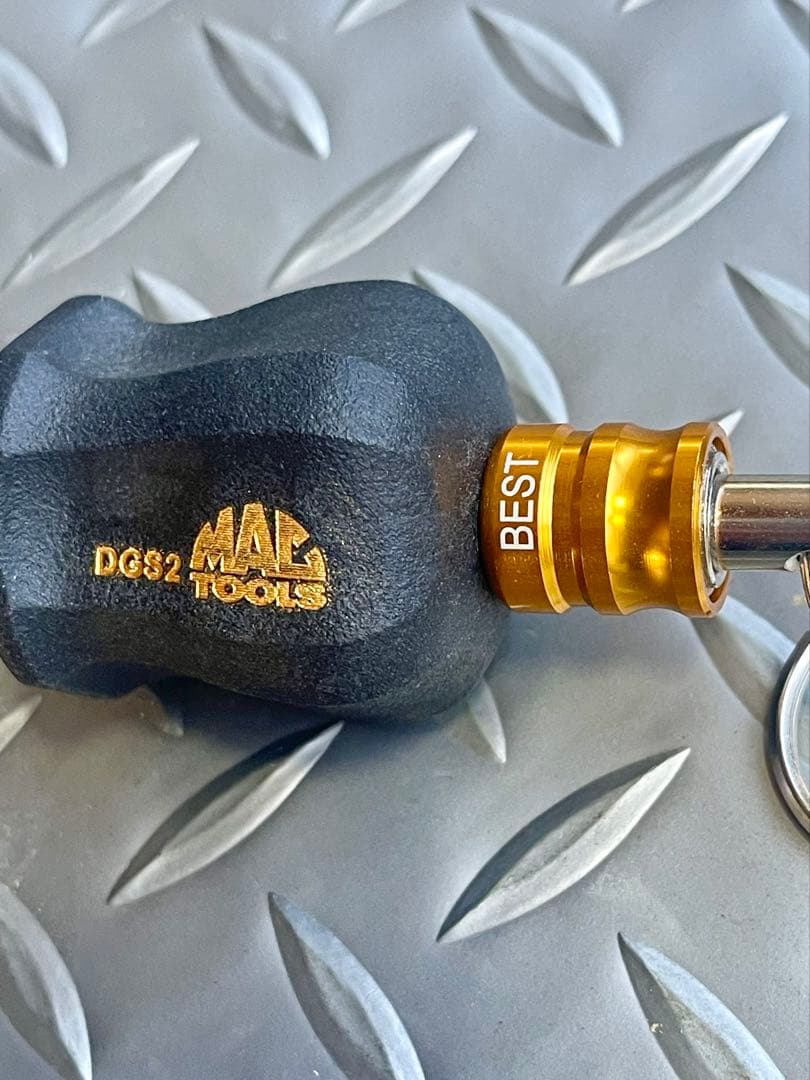 マックツール、2017限定、オリジナル改造グリップキーホルダー金、金文字