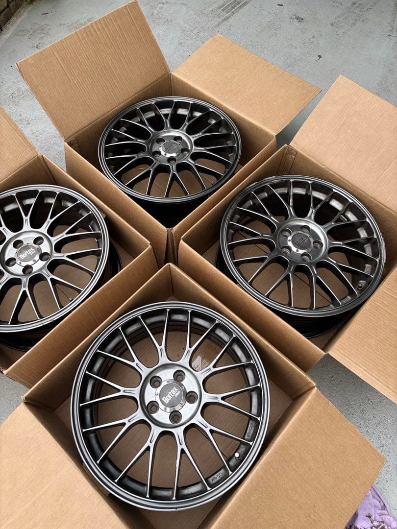 ② ENKEI Bortex 17インチ PCD100 5穴 ２本 セット