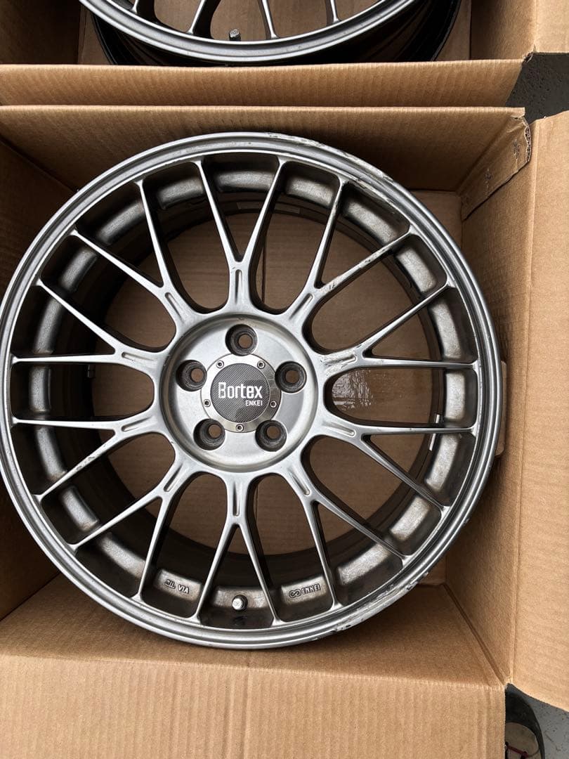 ② ENKEI Bortex 17インチ PCD100 5穴 ２本 セット