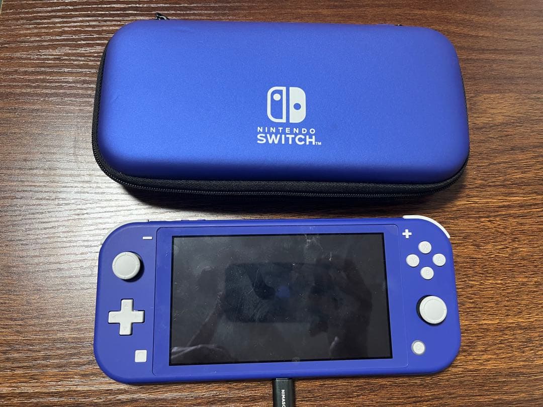 Nintendo Switch Lite 青　持ち運びケース付き