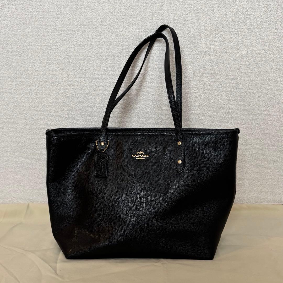 【美品】COACH ブラック レザートートバッグ　a4 収納 大容量 リクルート